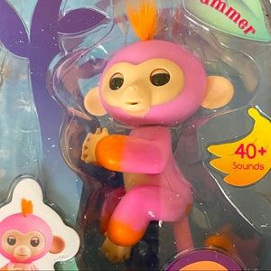 FINGERLINGS - adorable monkey that won’t let you go, cutest baby wherever you go